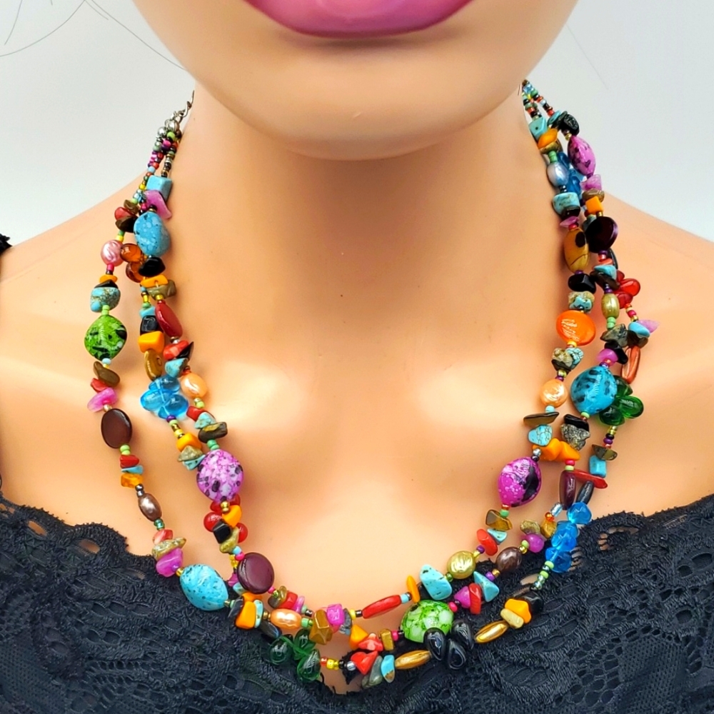 BEAUTIFUL Glass & Beads Necklace - Picture 1 of 8